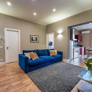 Apartamento Red - Porta Romana - Dolcevita
