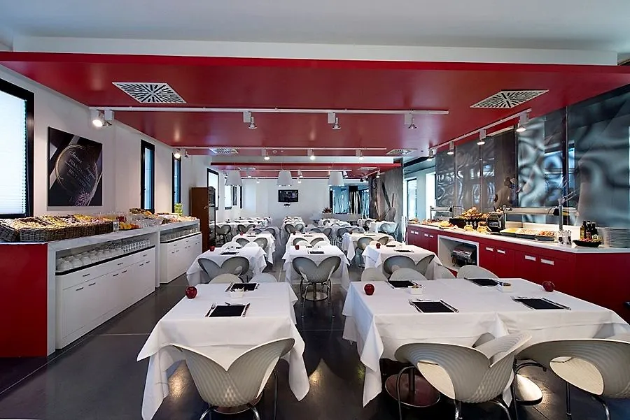 Neo Hotel Bresso 4*,  Italy