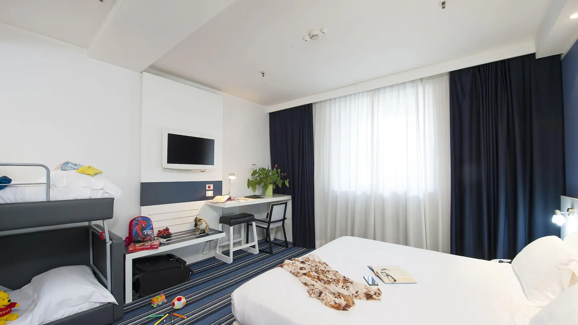 Neo Hotel Bresso 4*,  Italien